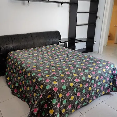 Remarkable 3-Bed Apartment S In La Baneza 度假居 *